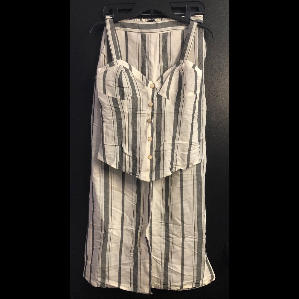 EXPRESS 🔥 Striped Linen Two-Piece Skirt Set